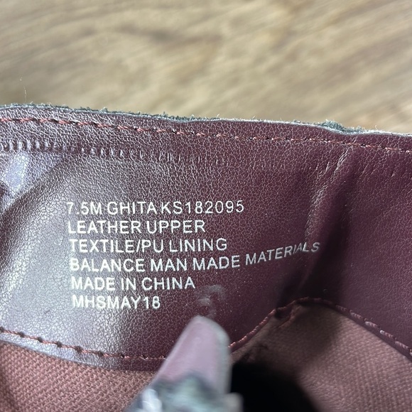 Kensie Women’s Black Ghita Leather Ankle Booties, size 7.5 - Picture 9 of 10